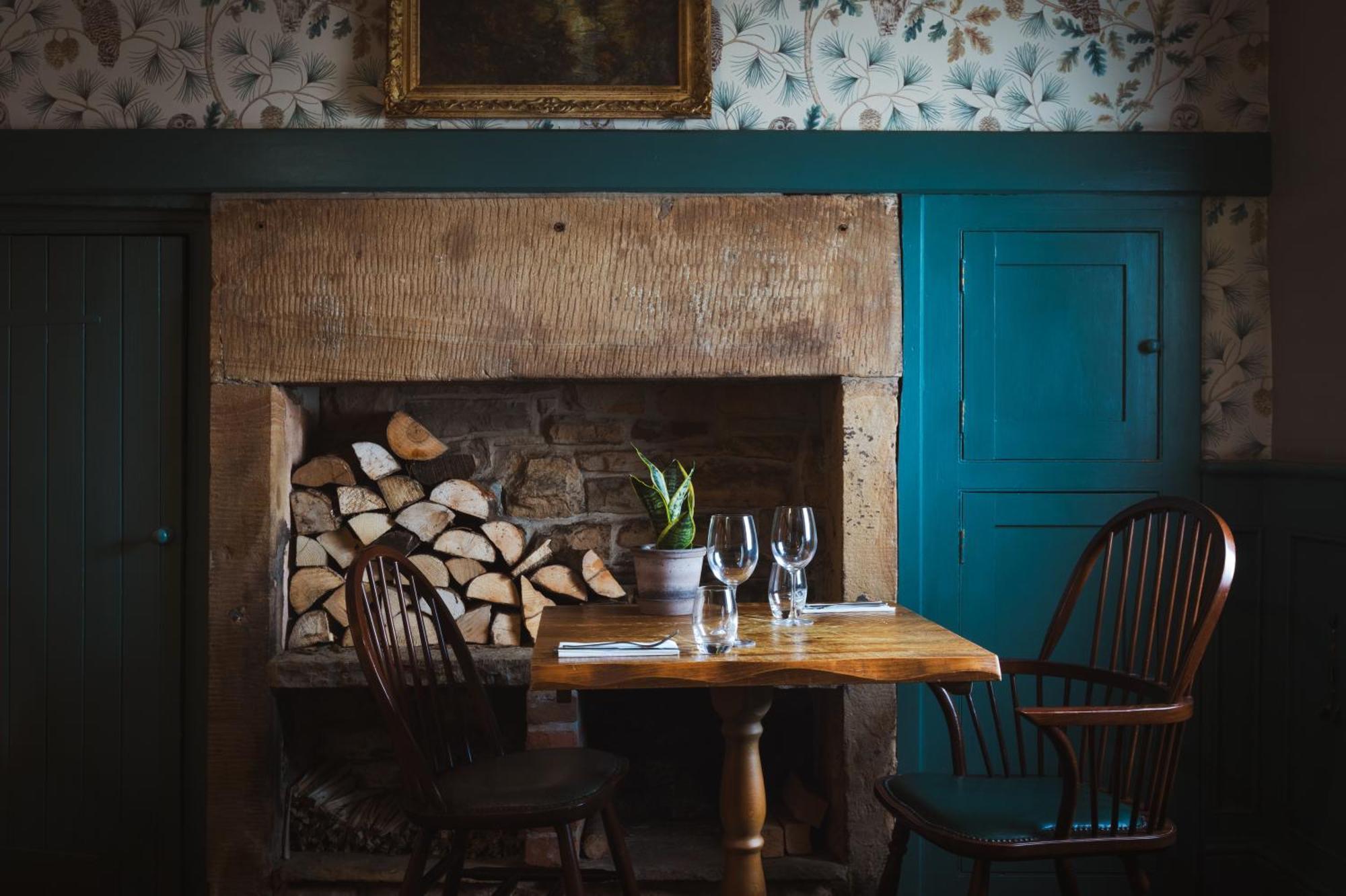 The Pilsley Inn - Chatsworth Baslow Eksteriør billede